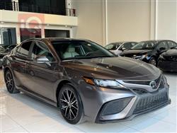 تۆیۆتا کامری